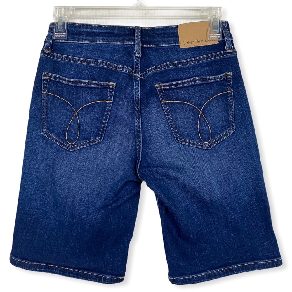 Calvin Klein Dark Wash Jean Shorts 9” Inseam Size 26 - Picture 2 of 8